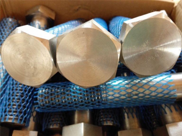 Bulloni e dadi esagonali pesanti di grande lunghezza ad alta resistenza